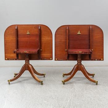 A Regency-style dinner table, second half of the 20th century.
