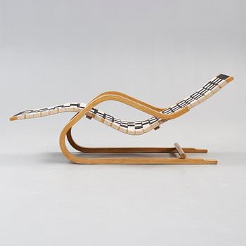 An Alvar Aalto 'model 39' lounge chair, made on license in Hedemora, Sweden 1945-55.