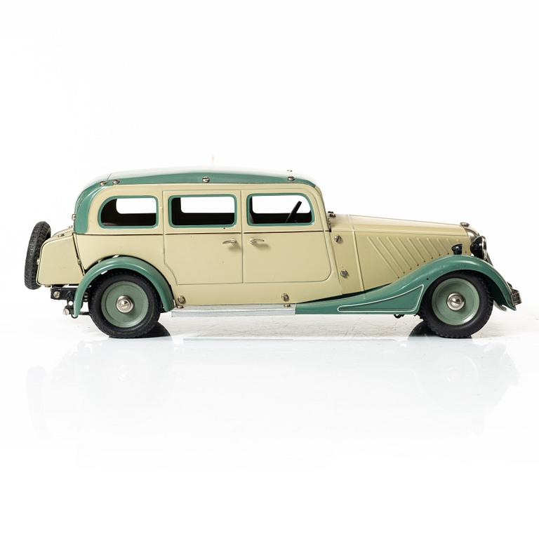 Märklin, Pullman limousine. Germany, 1930s.