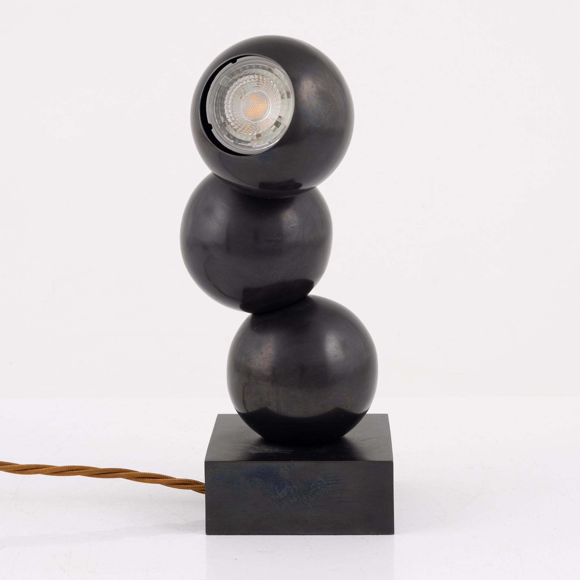 Bordslampa, Vaughan "Buckland Uplighter", England, samtida.