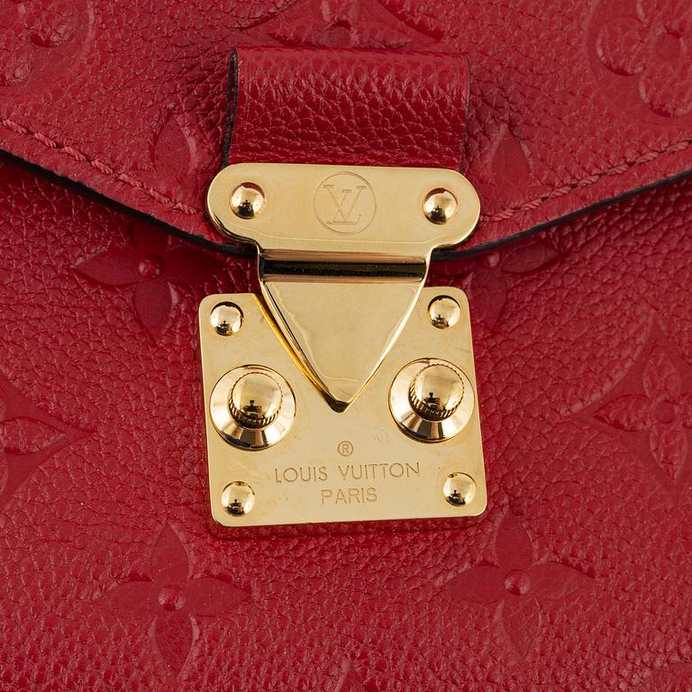 Louis Vuitton, a 'Pochette Metis' bag, 2020.