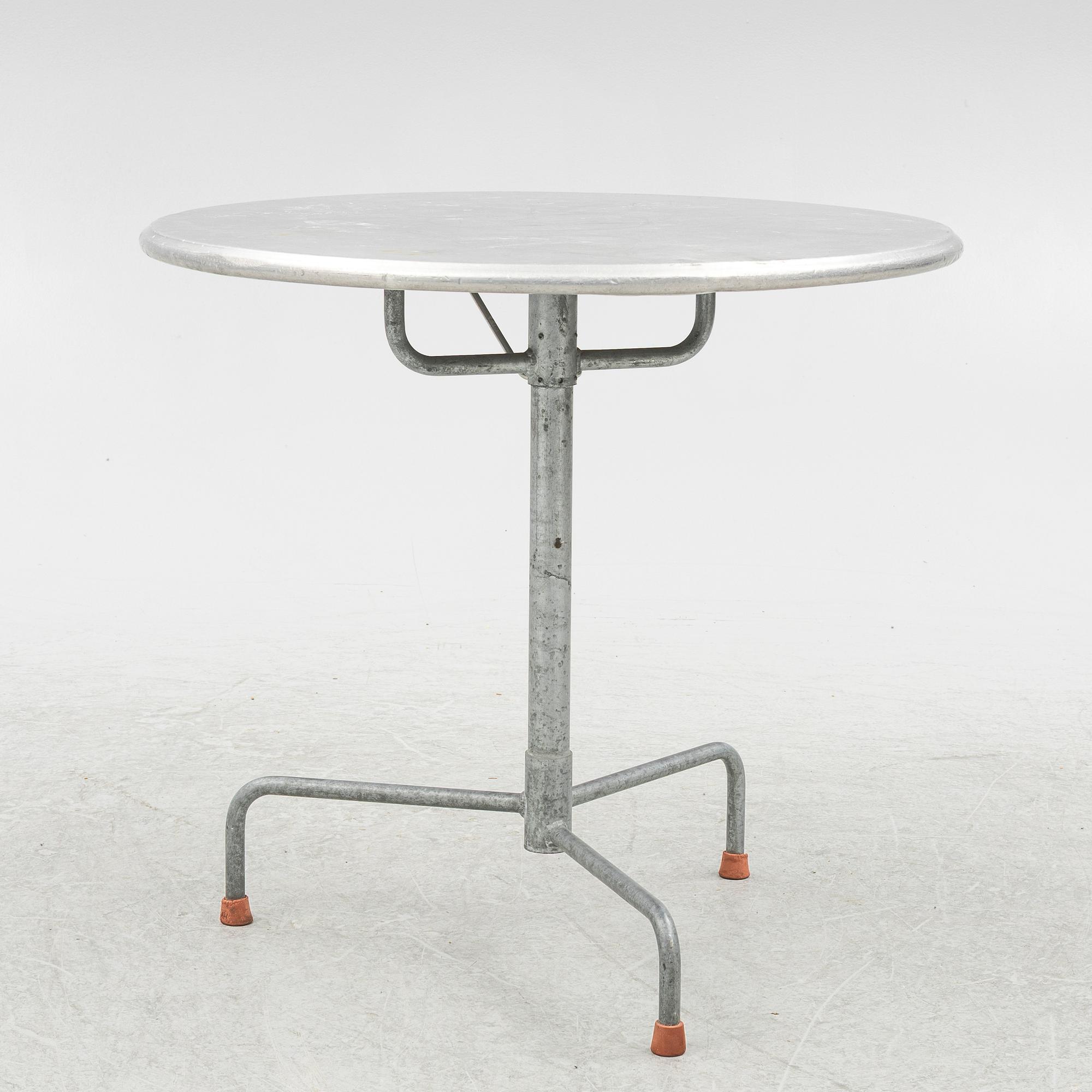 Jonas Bohlin, a "Sturehof" table, Nola Industrier.