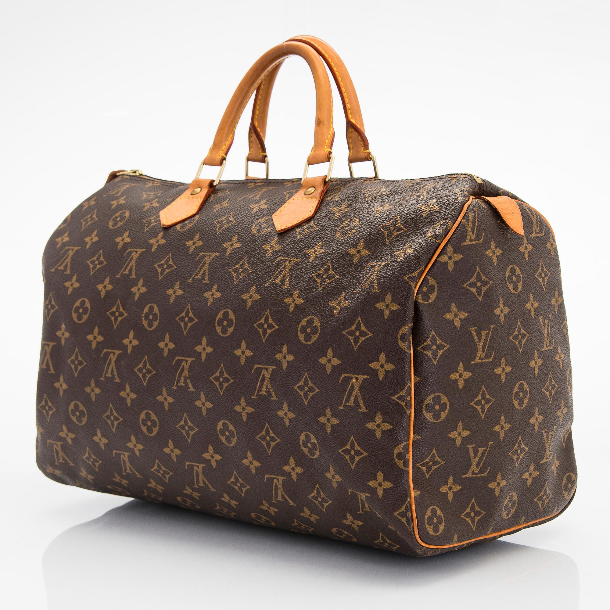 Louis Vuitton, a Monogram Canvas 'Speedy 40' bag.