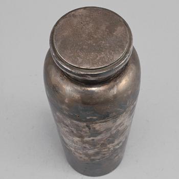 SHAKER, nysilver, 1900-tal.