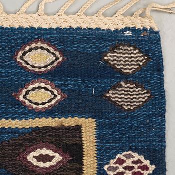 MATTA. "Snäckorna". Gobelängteknik. 275,5 x 194 cm. Signerad AB MMF BN.