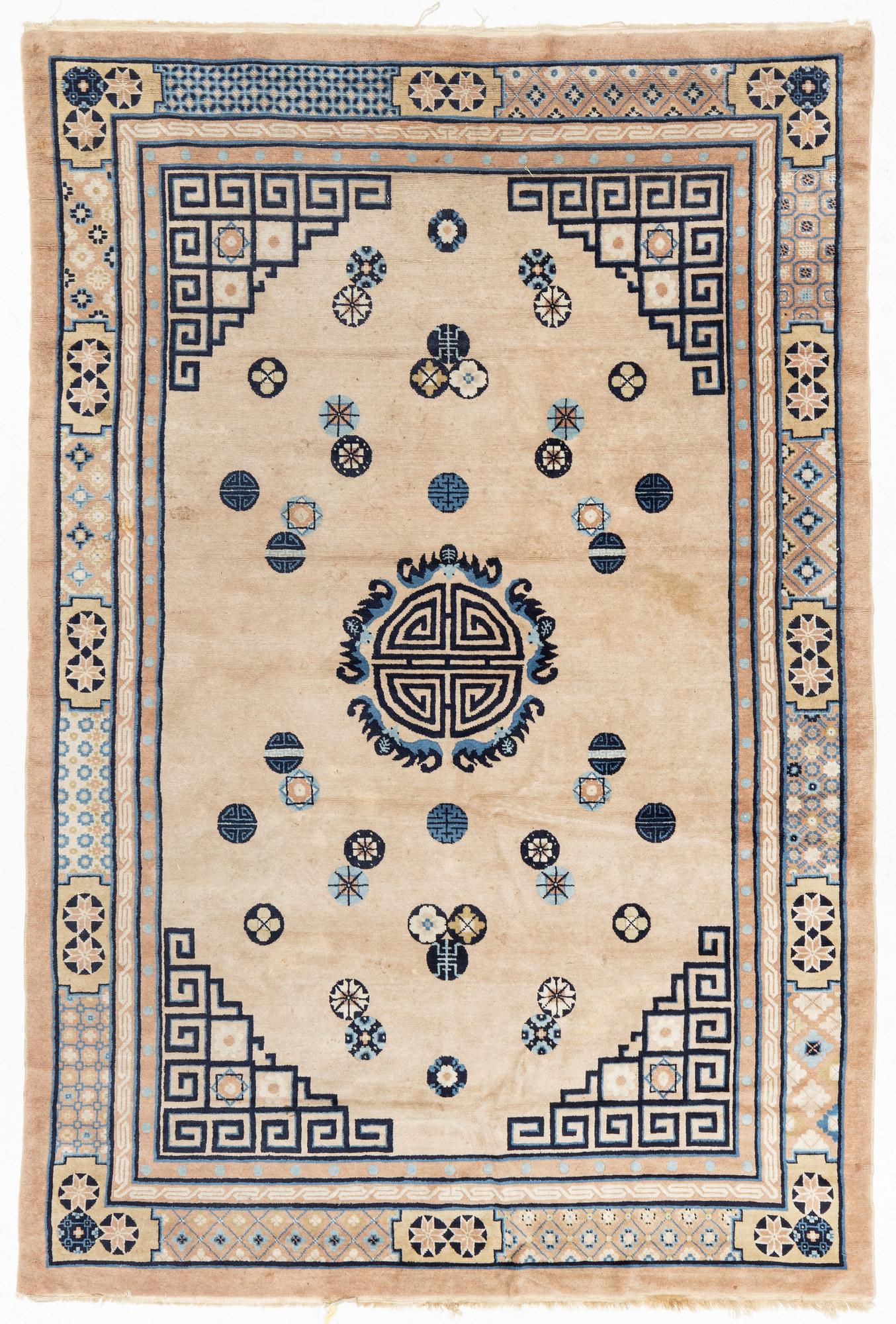 A carpet, China, ca 270 x 180 cm.