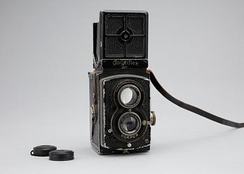 KAMERA samt FOTOGRAFI. Christer Strömholm fotad i skola, 1960-tal.