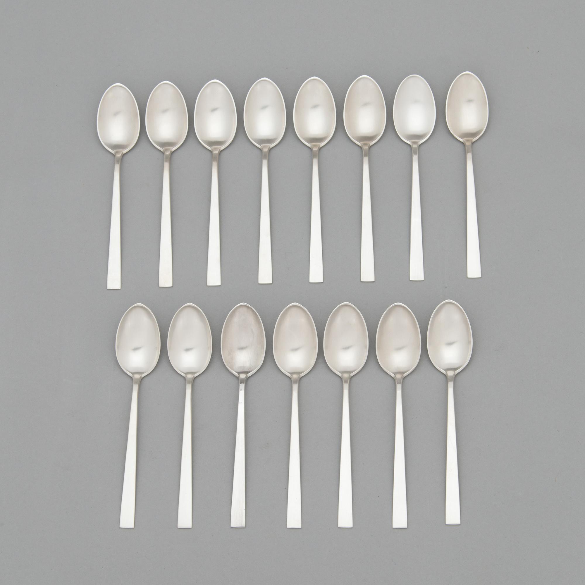 Bertel Gardberg, bestickuppsättning, 157 delar, sterlingsilver, "Birgitta", Kultateollisuus, Åbo 1991-2001.