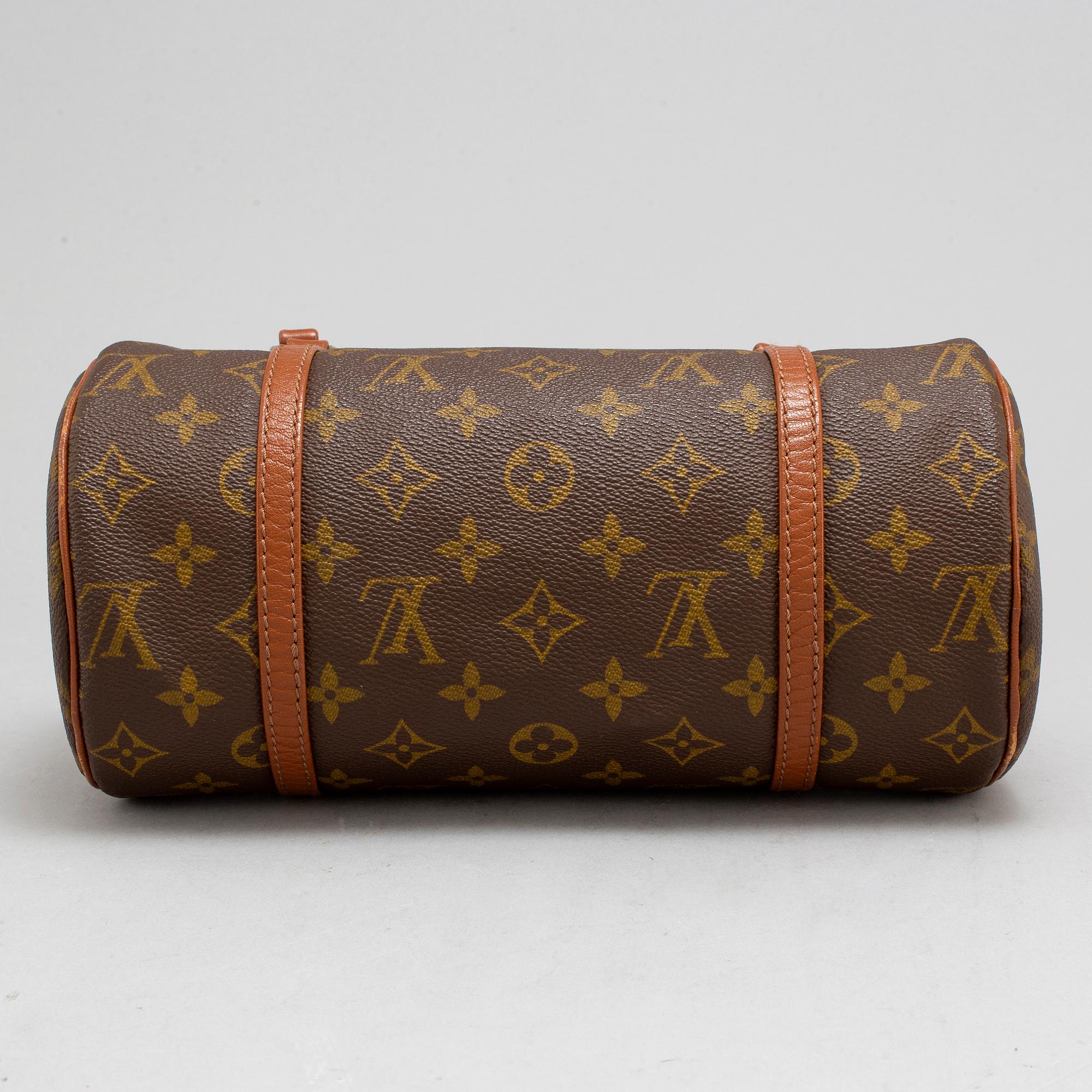 LOUIS VUITTON, A Monogram 'Papillon' bag.