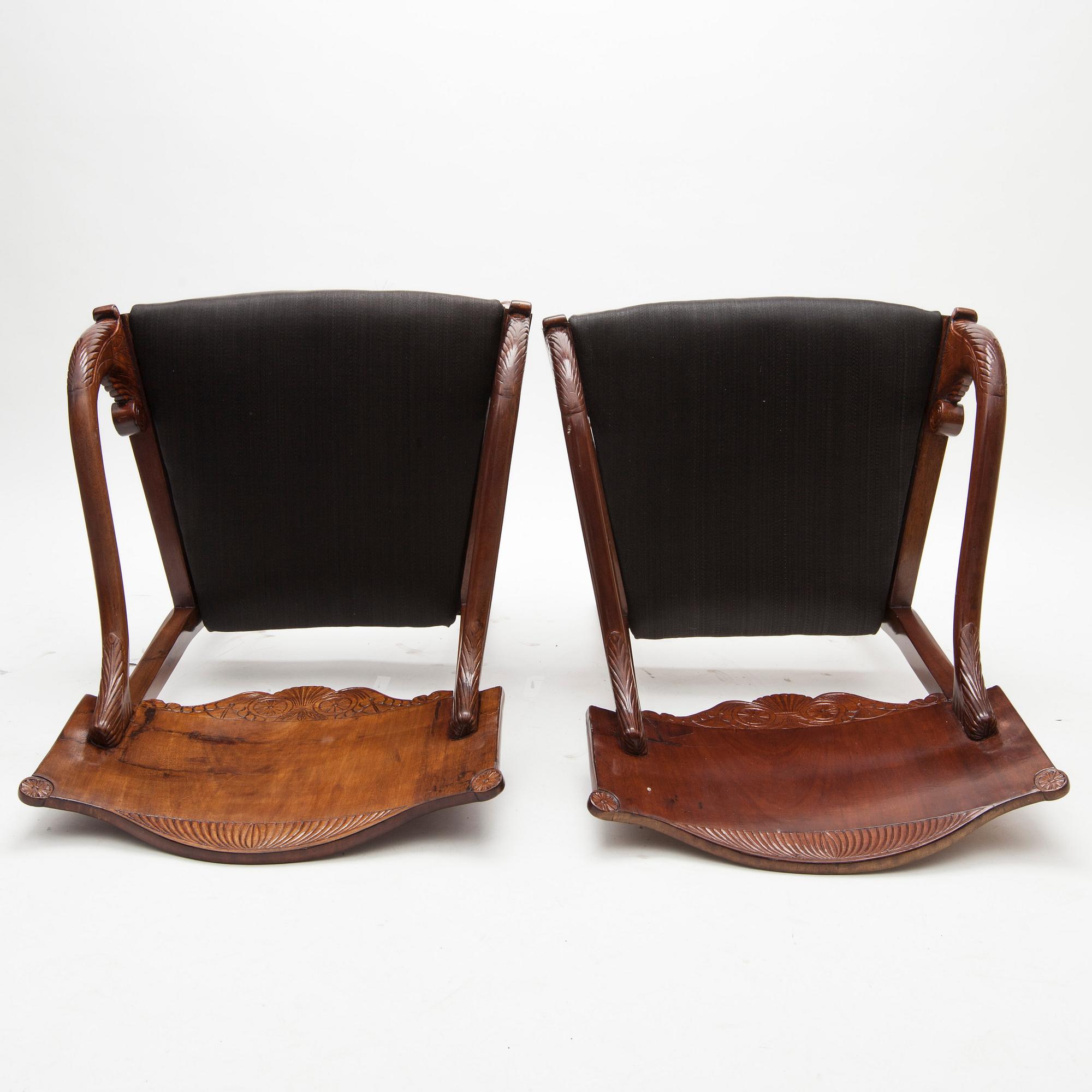 KARMSTOLAR, ett par, biedermeier, Ryssland 1800-talets mitt.