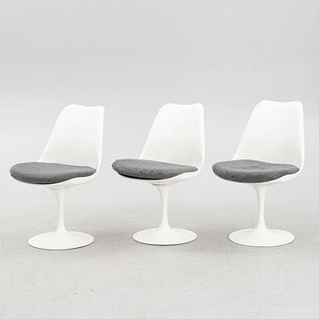 Eero Saarinen, 3 st stolar, "Tulip", Knoll.