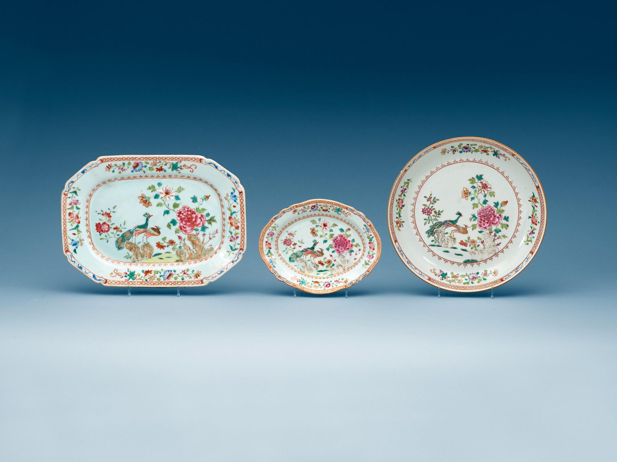SERVISDELAR, fem stycken, kompaniporslin. Qing dynastin, Qianlong (1736-95).