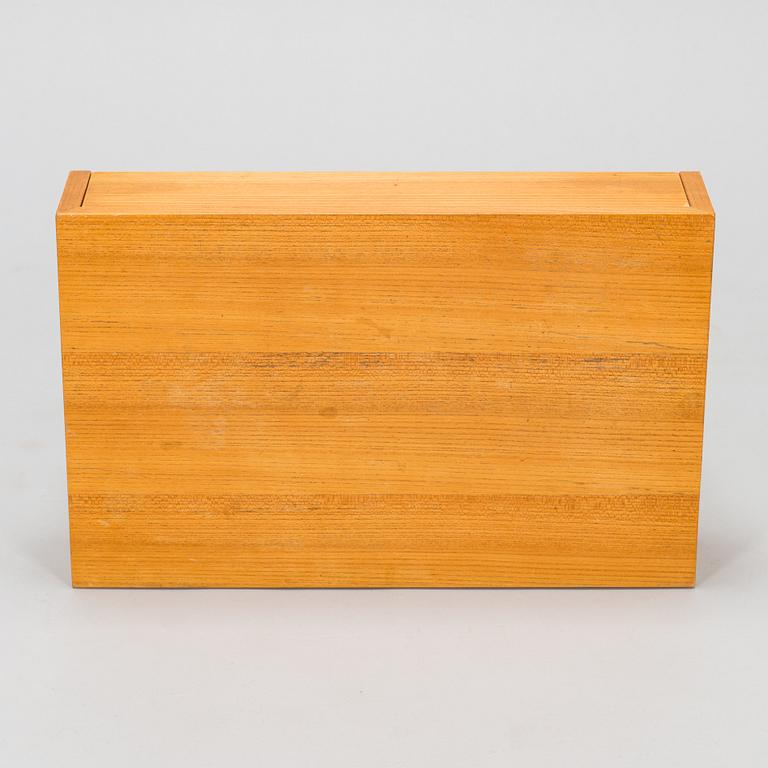 Alvar Aalto, a mid-20th century console 114B for O.Y. Huonekalu-ja Rakennustyötehdas A.B.