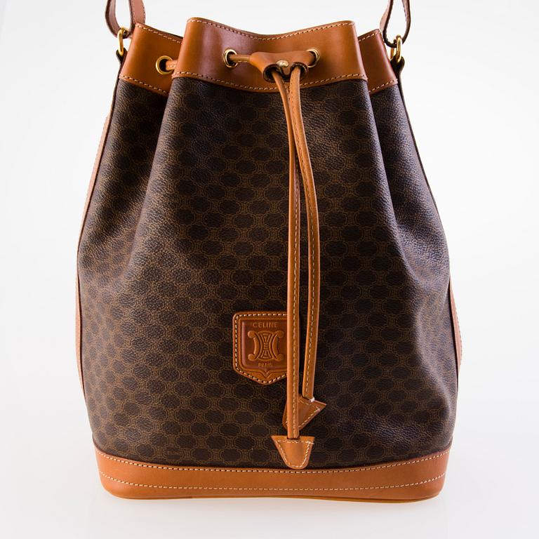 CÉLINE Macadam Bucket bag.