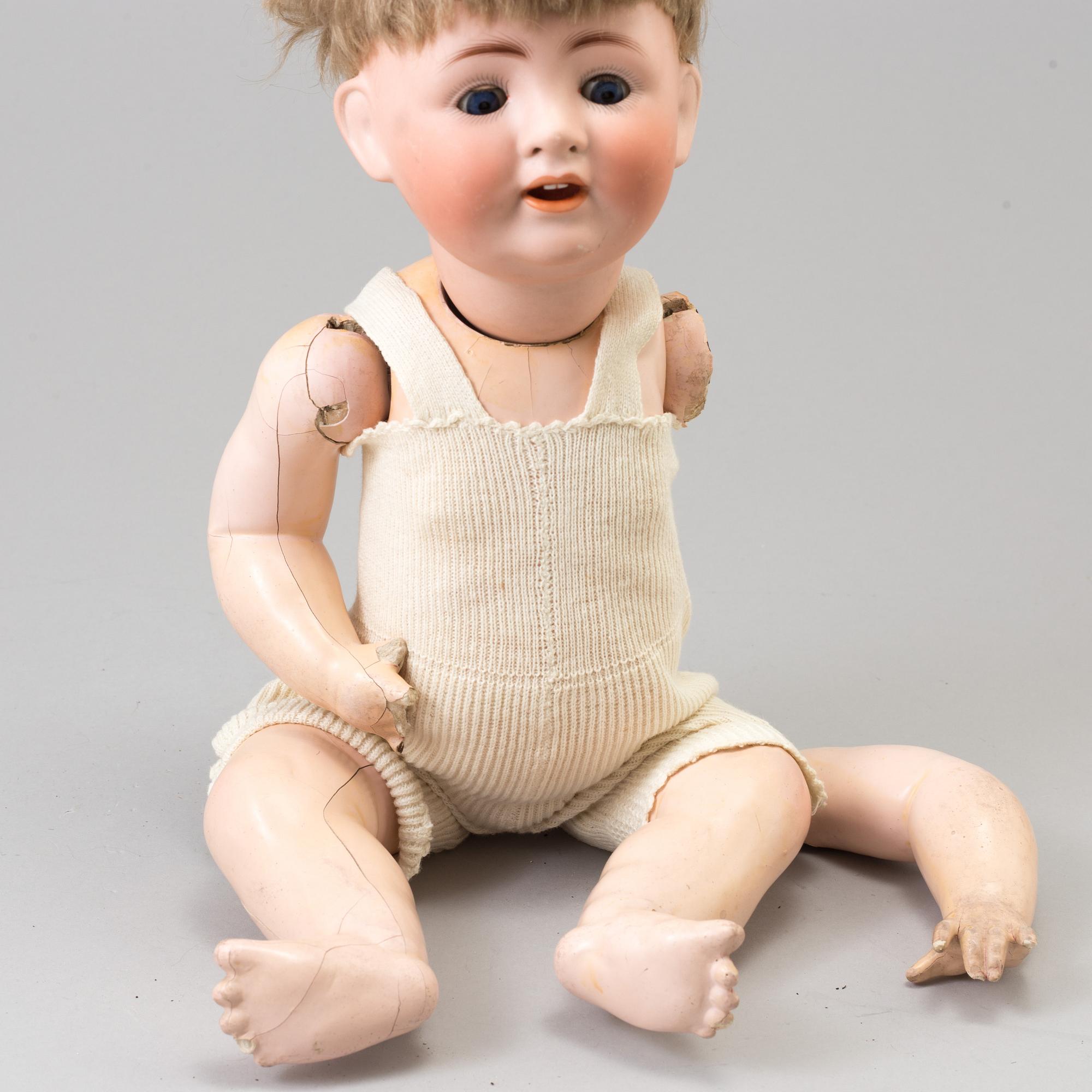 BISKVIDOCKOR, 2 st, Franz Schmidt & Co & Simon & Halbig, Tyskland, 1900-talets början.