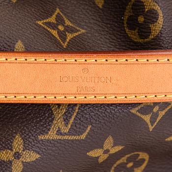 Louis Vuitton, a Monogram Canvas 'Petit Noé' bag.