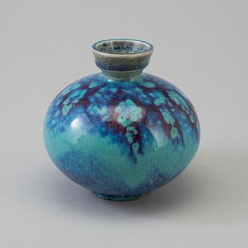 BERNDT FRIBERG, a stoneware vase from Gustavsberg studio, signed and dated 1978.