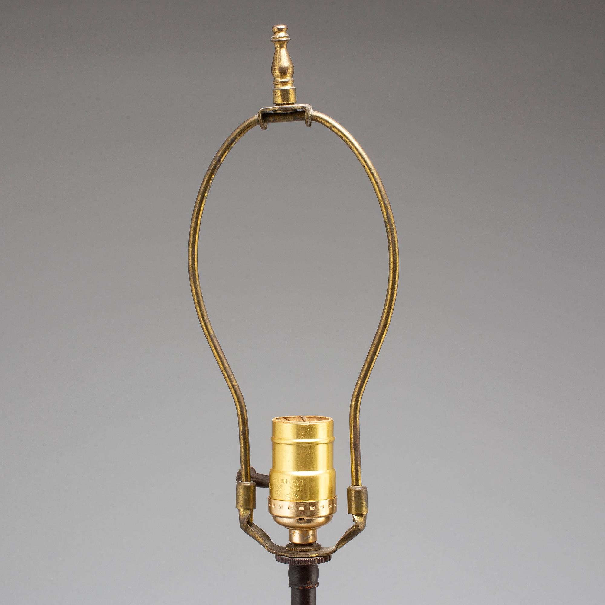 LAMPA, blanc de chine. Kina, 1900-tal.