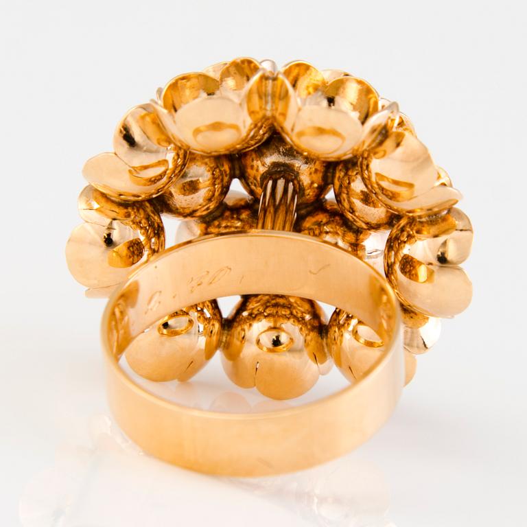 A 14K gold Liisa Vitali ring "Spring", Westerback, Helsinki, Finland 1967.