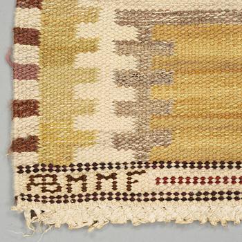 Marianne Richter, A CARPET. "Gula havet". Flatweave. 159 x 86,5 cm. Signed AB MMF MR.