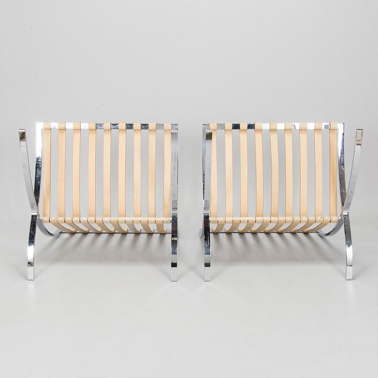Ludwig Mies van der Rohe, A pair of "Barcelona" armchairs, Knoll.