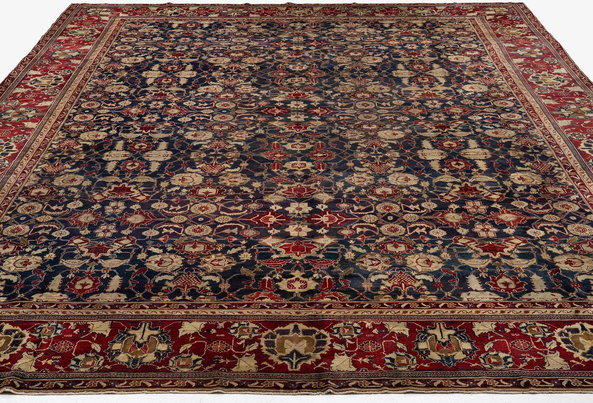 Matta, antik Agra, norra Indien, ca 525 x 400 cm.