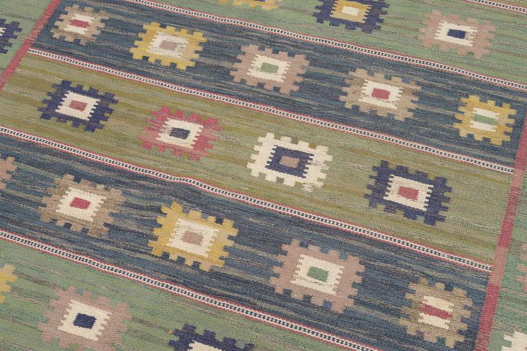 Märta Måås-Fjetterström, matta, "Grön äng", rölakan, ca 305 x 200 cm, signerad AB MMF.