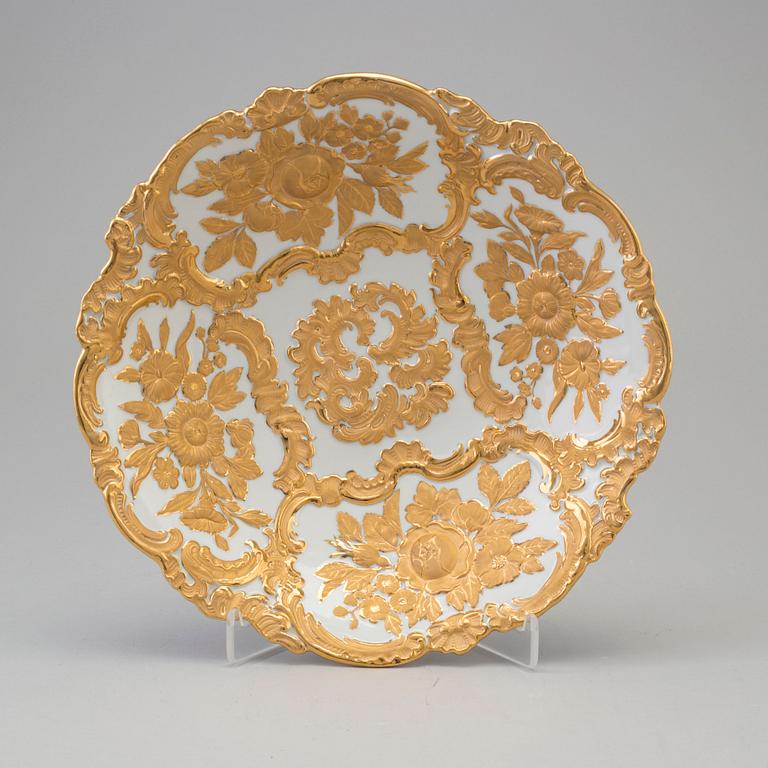 A mid-20th century  Meissen bowl.