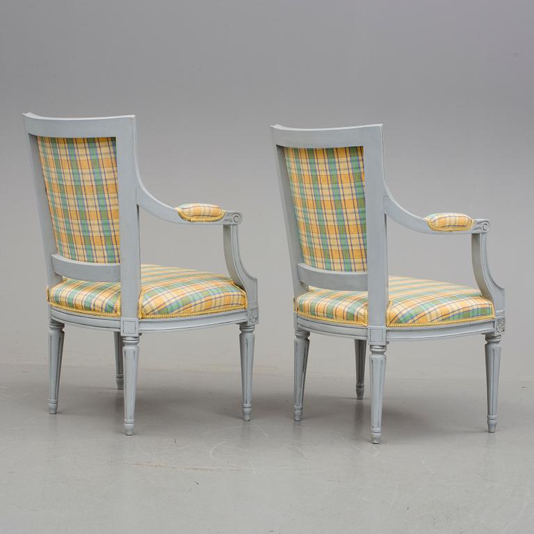 KARMSTOLAR, 1 par, gustaviansk stil, 1900-talets första hälft.