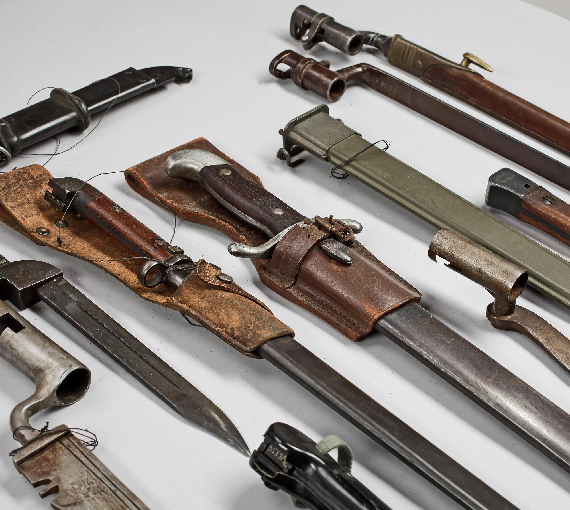 BAJONETTER, 25 st, 1800/1900-tal.