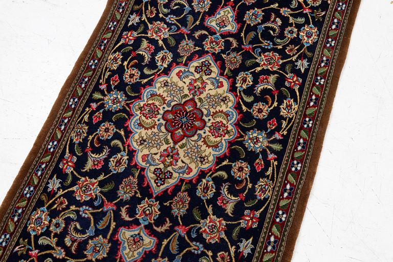 Gallerimatta, Ghom, ca 263 x 72 cm.