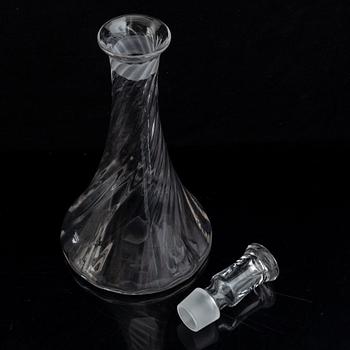 Gunnar Cyrén, a 'Helena' glass service, 33 pieces. Orrefors.