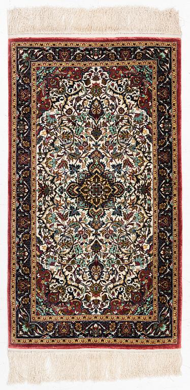 Rug, Ghom, approx. 126 x 70 cm.
