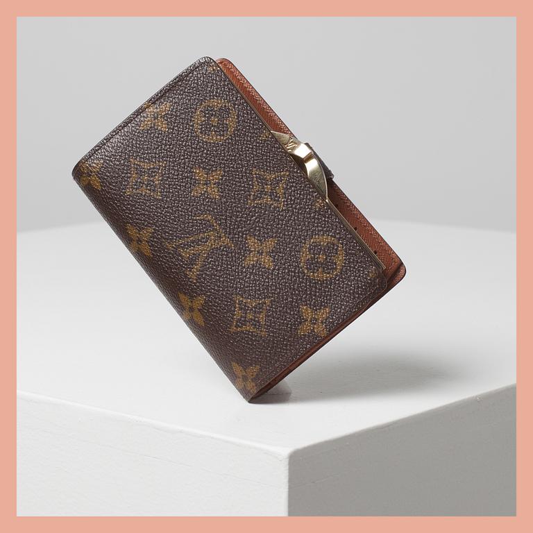 PLÅNBOK, "Monnaie", Louis Vuitton.