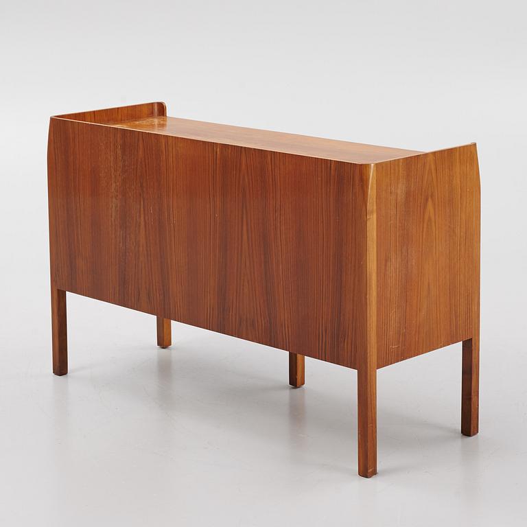 Josef Frank, dressing table, model 521, Firma Svenskt Tenn.