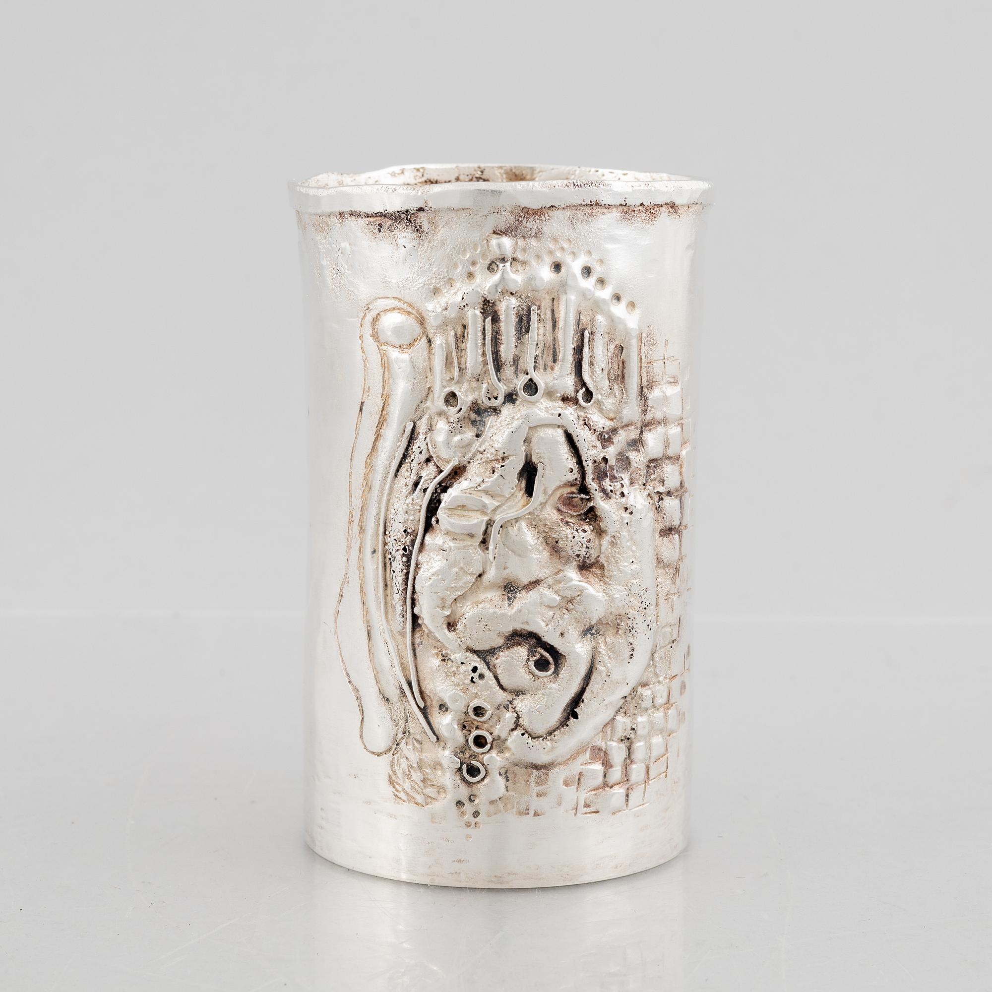 A sterling silver vase, mark of Lars Arby, Gothenburg, Sweden 1983.