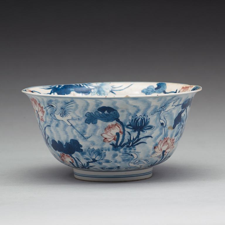 SKÅL, porslin, Qingdynastin. Kangxi (1662-1722). Med Xuandes sex karaktärs märke.