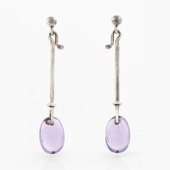 Vivianna Torun Bülow-Hübe, earrings "Dew-drops", silver and amethyst for Georg Jensen.