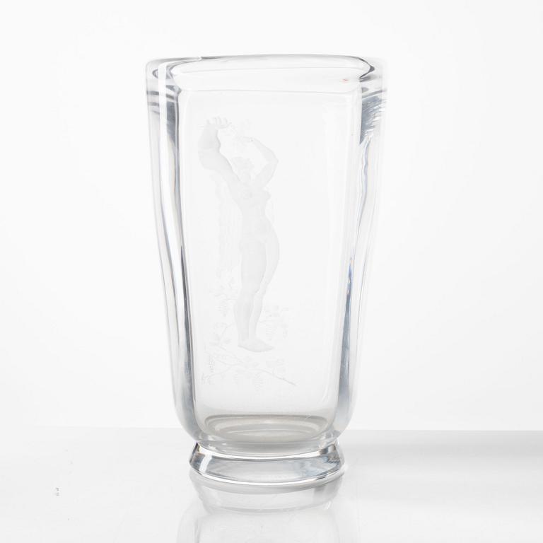 Simon Gate, a vase, Orrefors 1952.