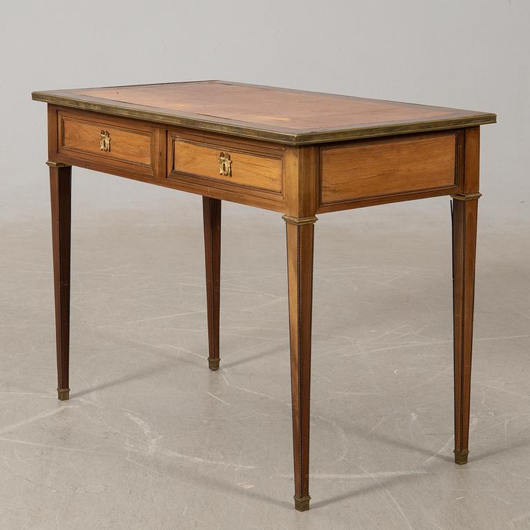 Desk, first half of the 20th century.