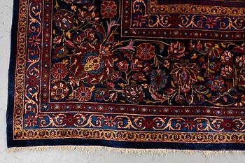 A carpet, semi-antique/old silk Kashan, ca 318,5 x 213,5 cm.