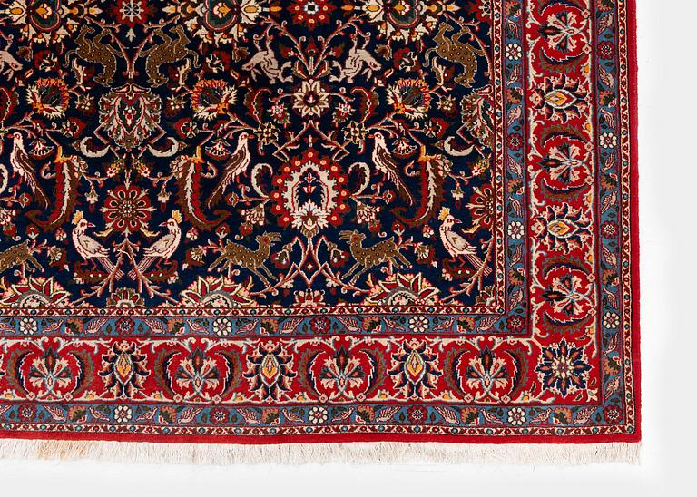 Carpet, semi-antique Ghom / Veramin, approx. 312 x 210 cm.
