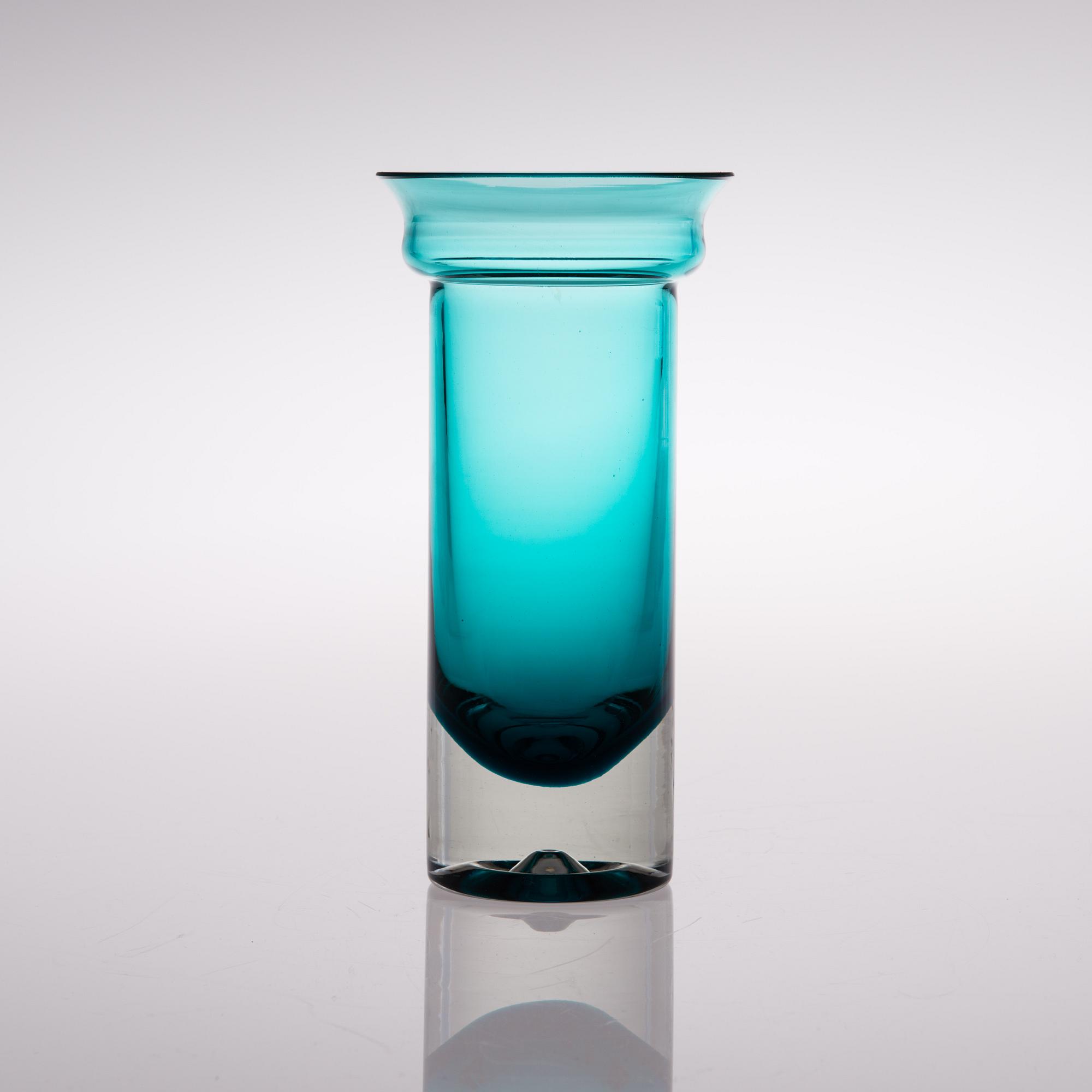 NANNY STILL, VAS. "Rondo" 1344, signerad Riihimäen Lasi oy Nanny Still. 1960-tal.