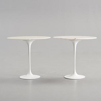 SIDOBORD, ett par, "Tulip", Eero Saarinen, Knoll International.