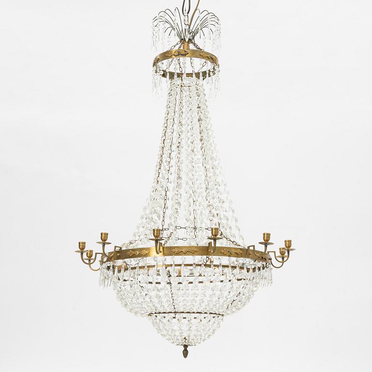 A chandelier, late 20th Century.