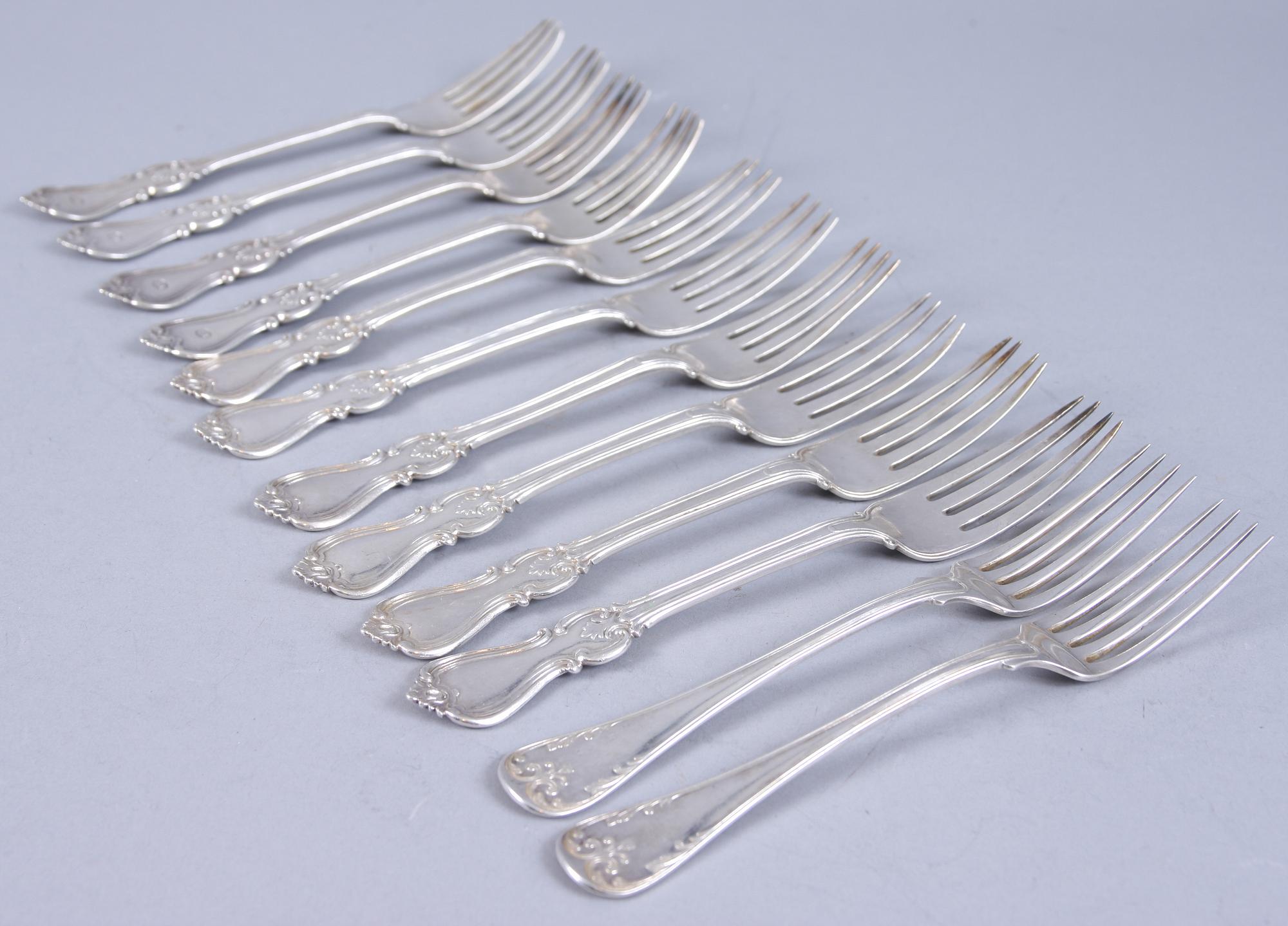 BESTICKSERVIS, 24 delar, silver.
