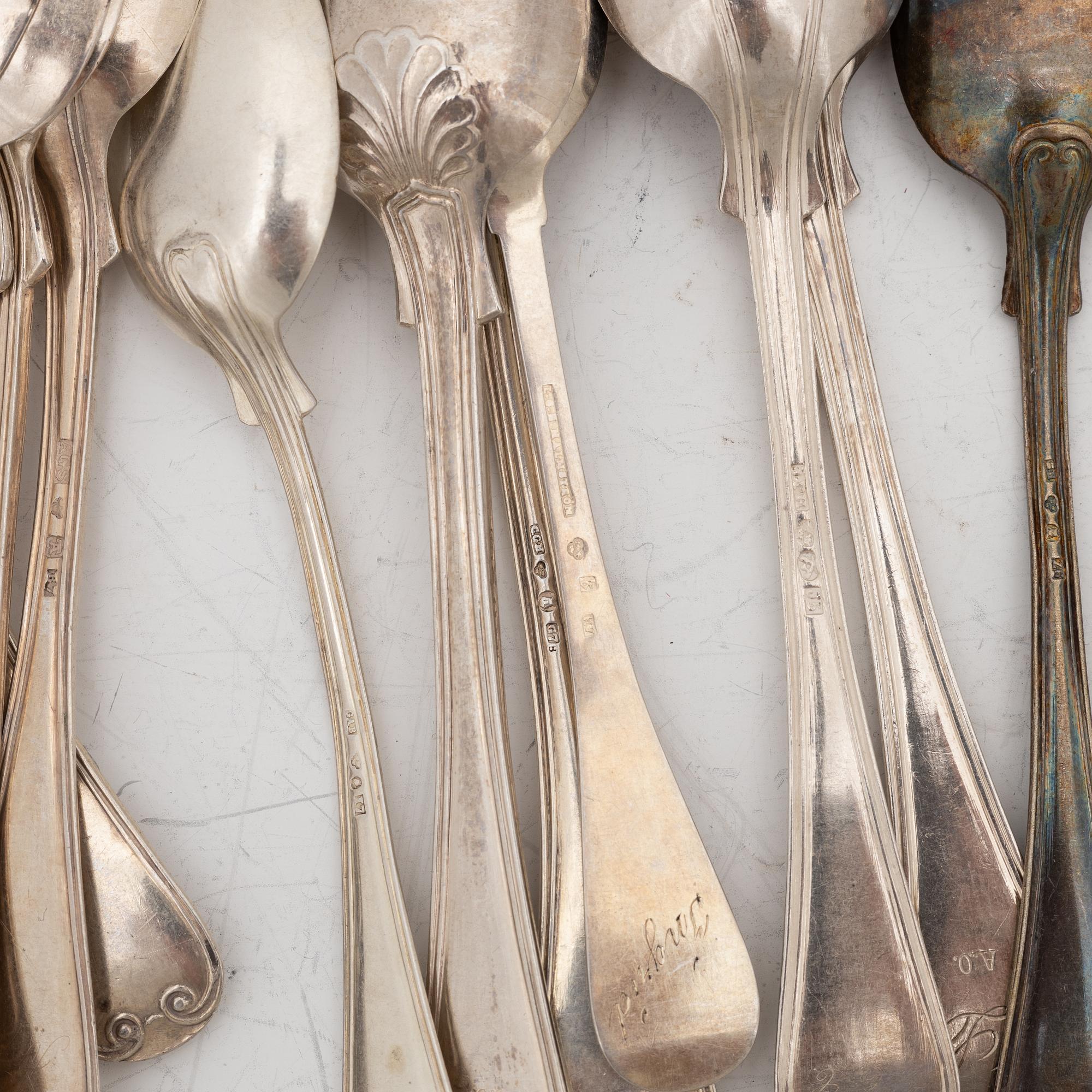 Cutlery, 58 pieces, silver, “Gammel fransk”, Sweden, including Johan Petter Ernander, Uppsala, 1832.