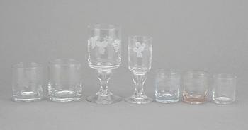 GLASSERVIS, 36 delar, "Swedish old", Reijmyre.