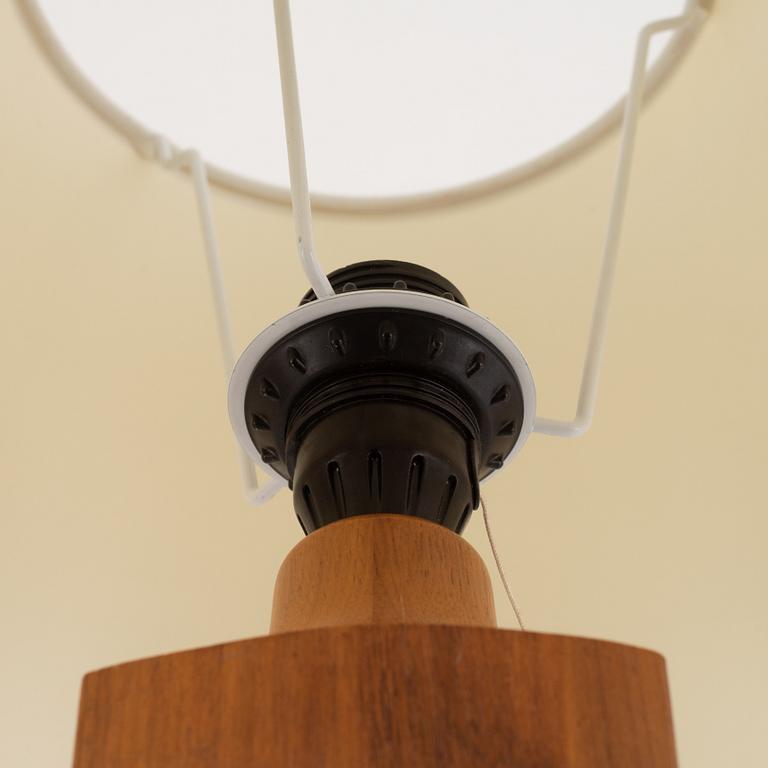 Table lamps, a pair, walnut, 1960s/70s.