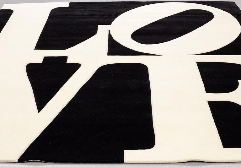 Robert Indiana, matta, "White on Black", Chosen Love, handtuftad 1995, ca 243 x 247,5 cm.